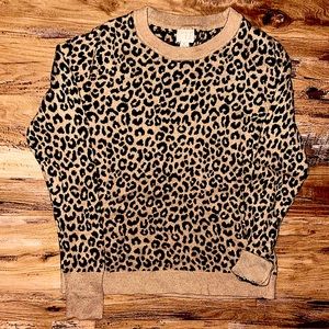 Cheetah print sweater , only worn once!